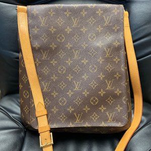 Authentic Louis Vuitton Musette GM Monogram
